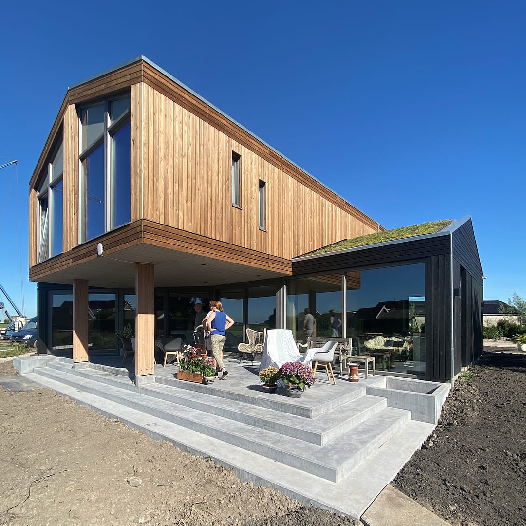 Studio Brandvries | houtskeletbouw schuurwoning in hazerswoude door architecten rotterdam